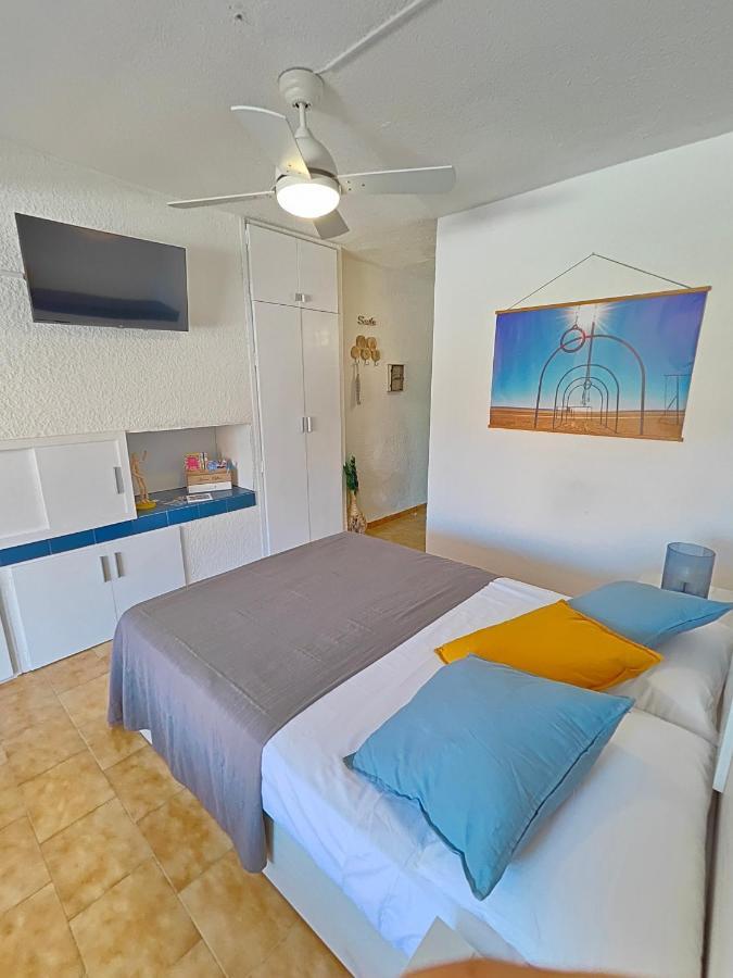 Renovado, Luminoso Y Confortable Loft Con Piscina La Pineda Luaran gambar