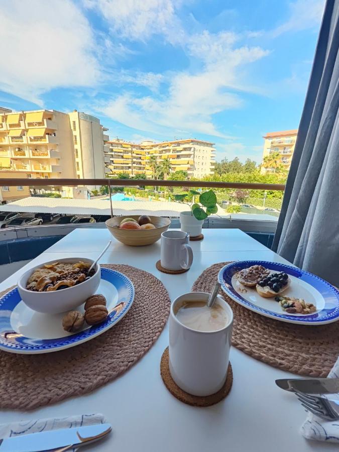 Renovado, Luminoso Y Confortable Loft Con Piscina La Pineda Luaran gambar